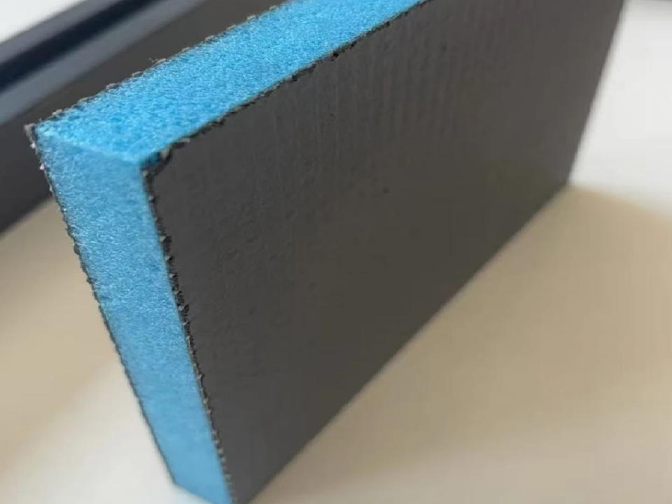 防水背襯板的優(yōu)缺點(diǎn)有哪些