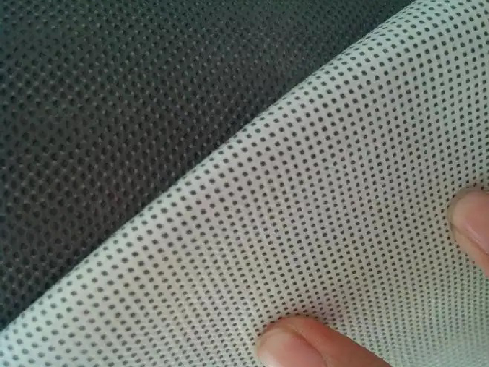 鋼結(jié)構(gòu)專用聚丙烯防水透氣膜