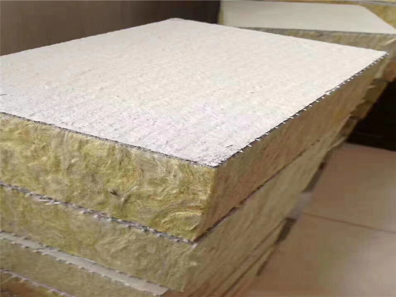 天津保溫巖棉復合板直銷
